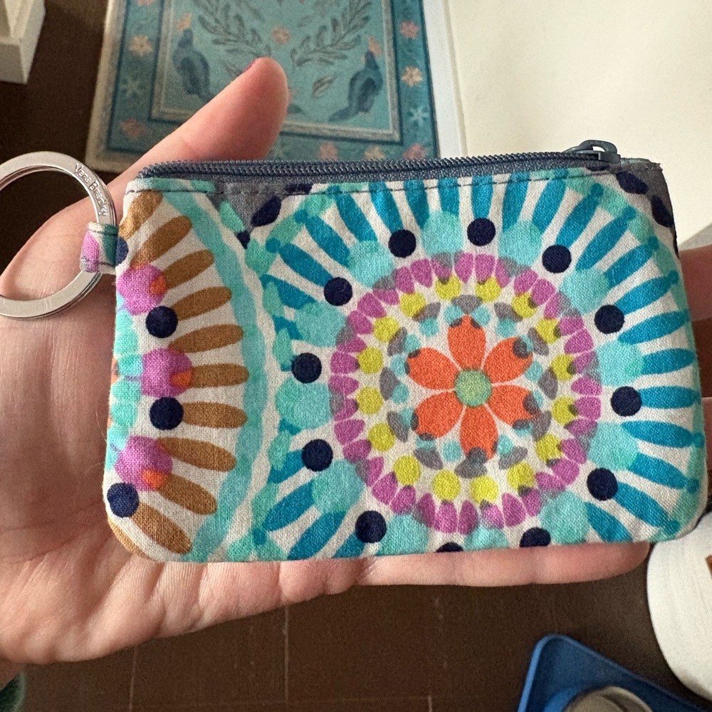 VERA BRADLEY Sunny Medallion ID Zip Pouch Keyring